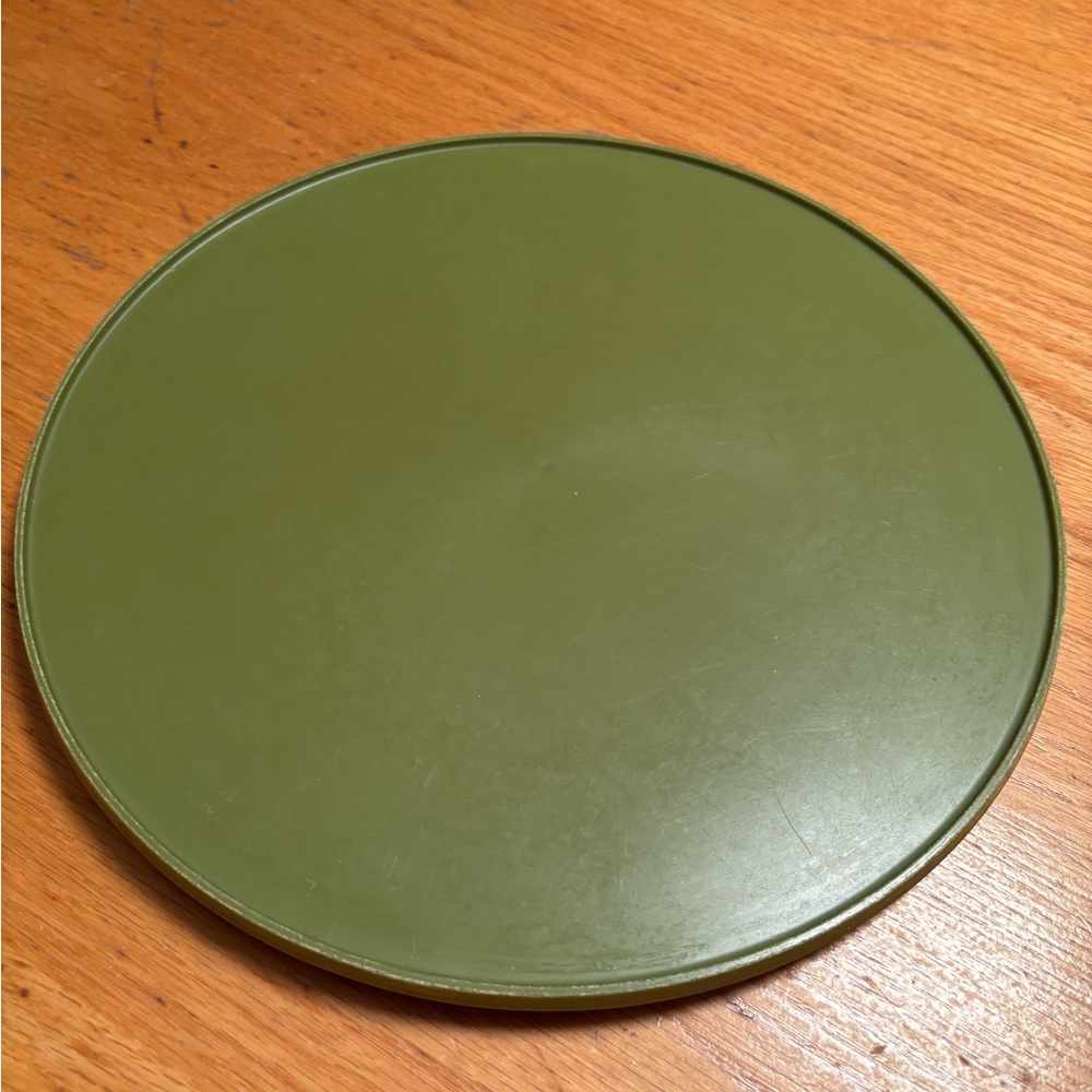 Vintage Rubbermaid Lazy Susan 2725, Avocado Green